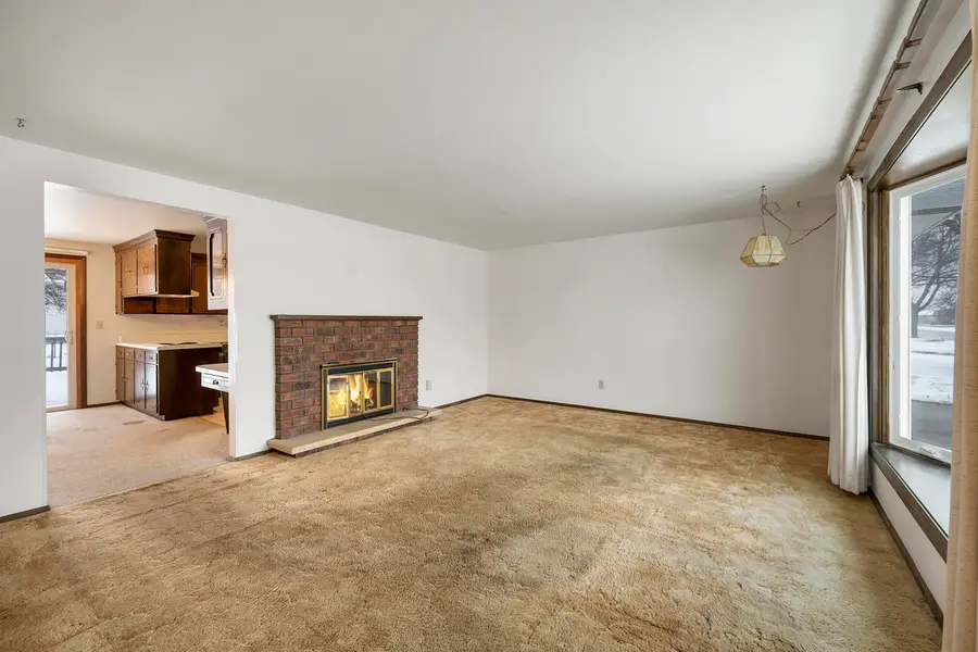 350 N Taylor Street, Green Bay, WI 54303 - Image #2