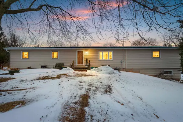 7173 County Hwy Pp, GREENLEAF, WI 54126