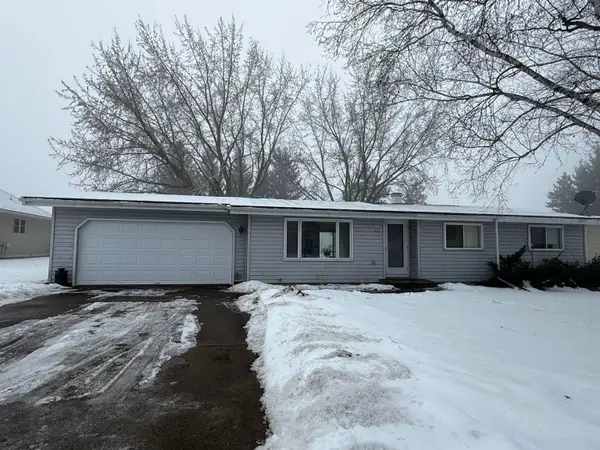 221 Kleeman Court, SHAWANO, WI 54166