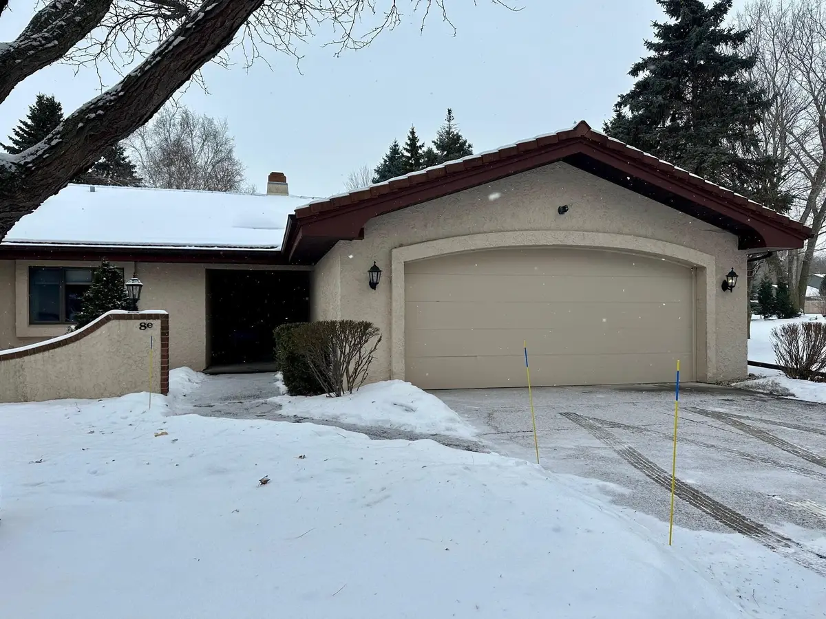 8 Fiesta Court #E, Appleton, WI 54911 - Image #1