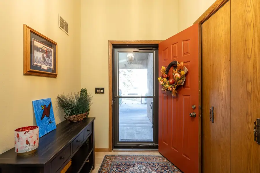 8 Fiesta Court #E, Appleton, WI 54911 - Image #3