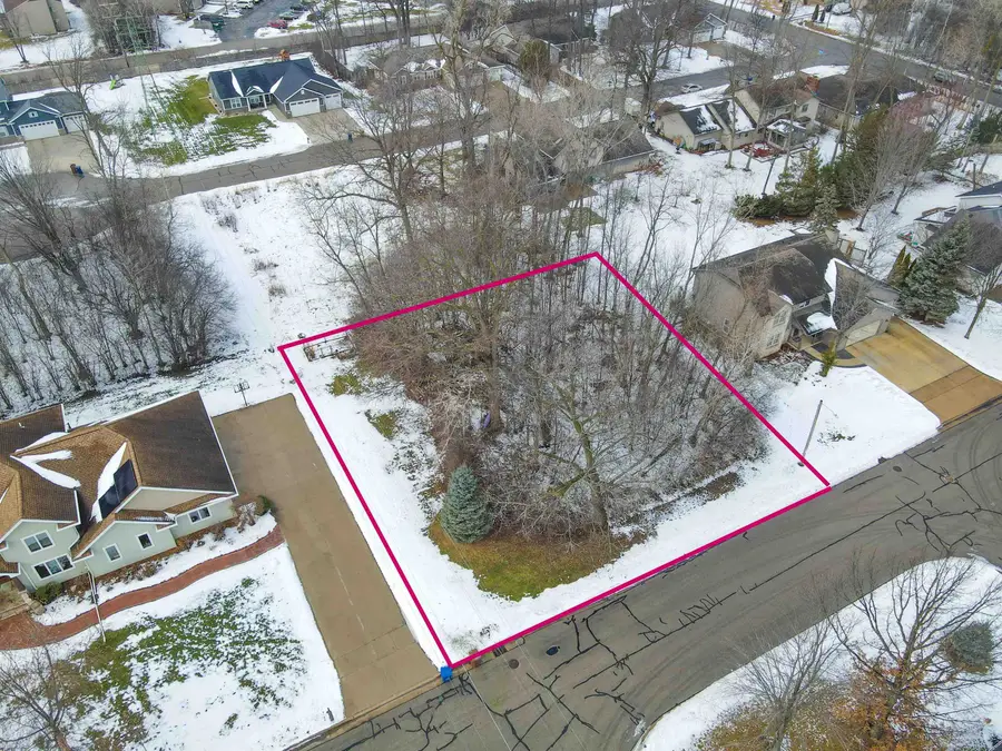 1786 Emerald Court #28, Menasha, WI 54952 - Image #2