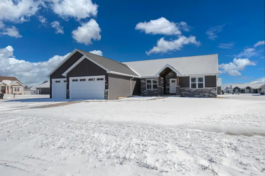 2911 E Aquamarine Avenue, Appleton, WI 54913 - Image #2