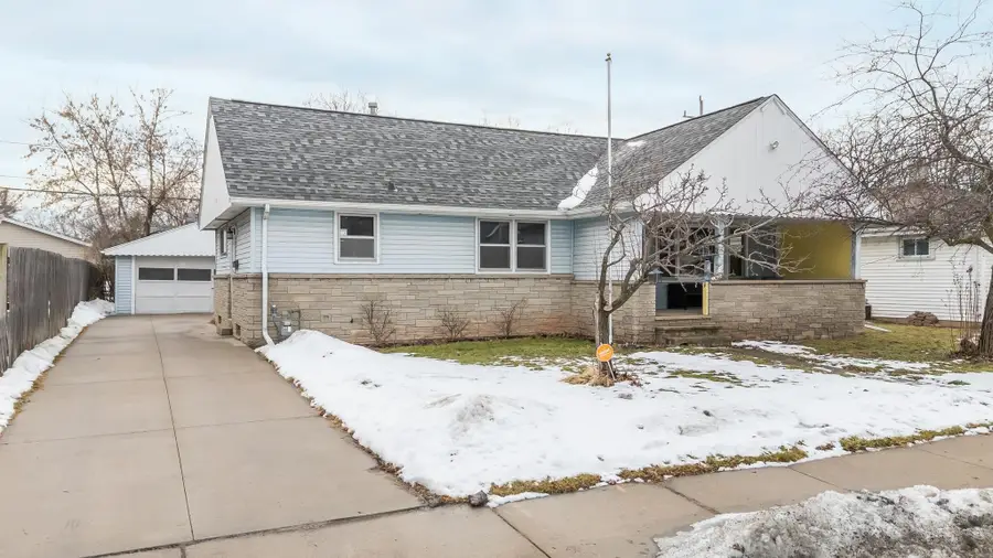 407 E Calumet Street, Appleton, WI 54915 - Image #2