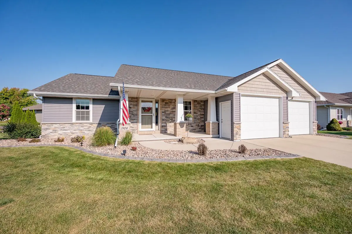 1924 Andraya Lane, De Pere, WI 54115 - Image #1