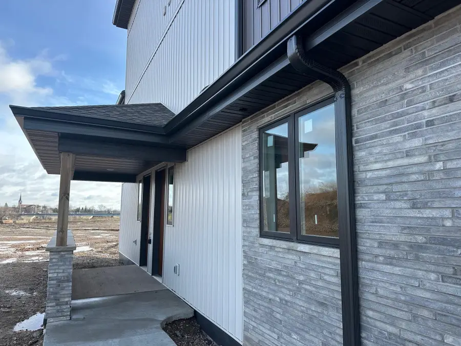 385 Satori Trail, Kimberly, WI 54136 - Image #3