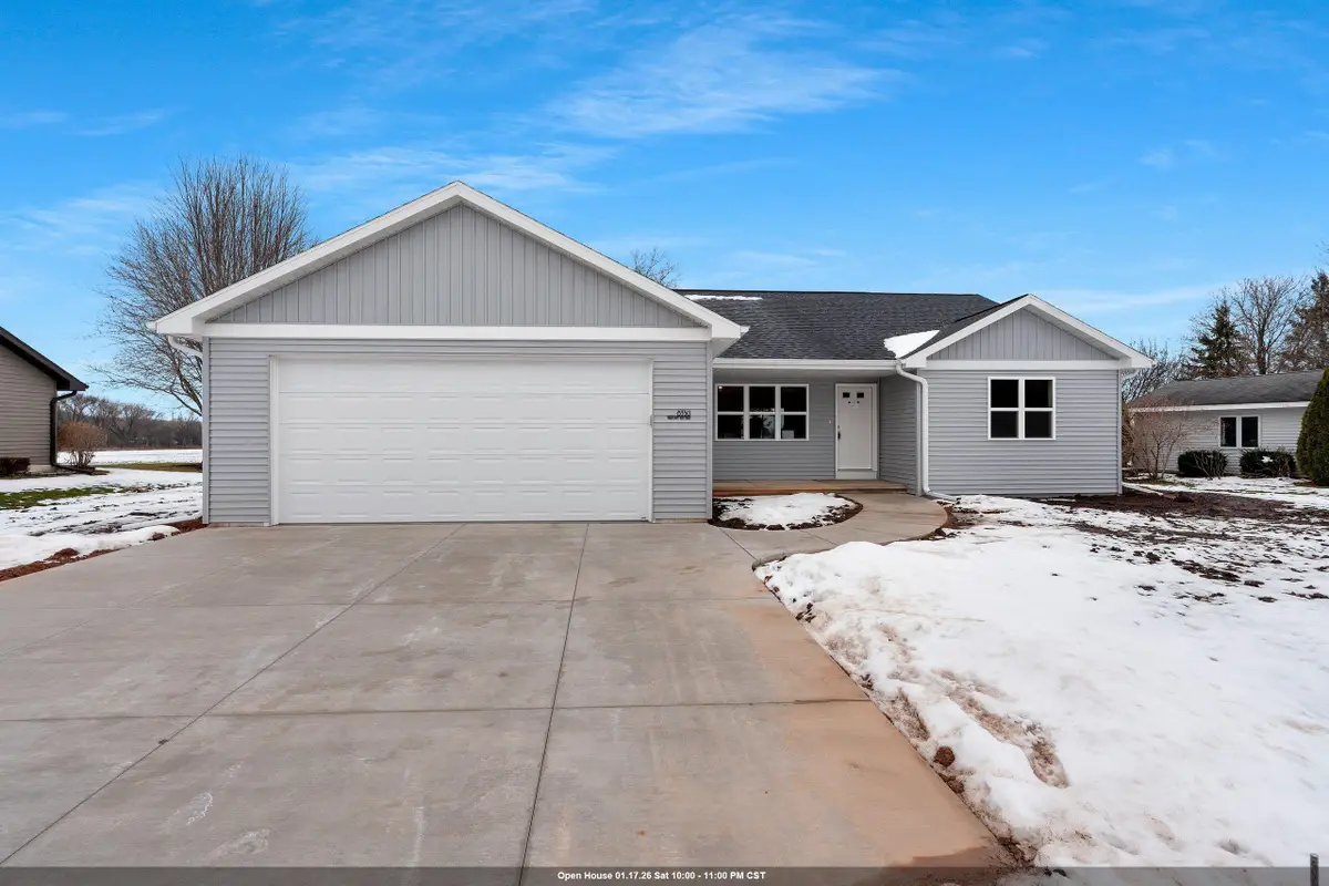 8350 Pheasant Run Trail, Larsen, WI 54947 - Image #1