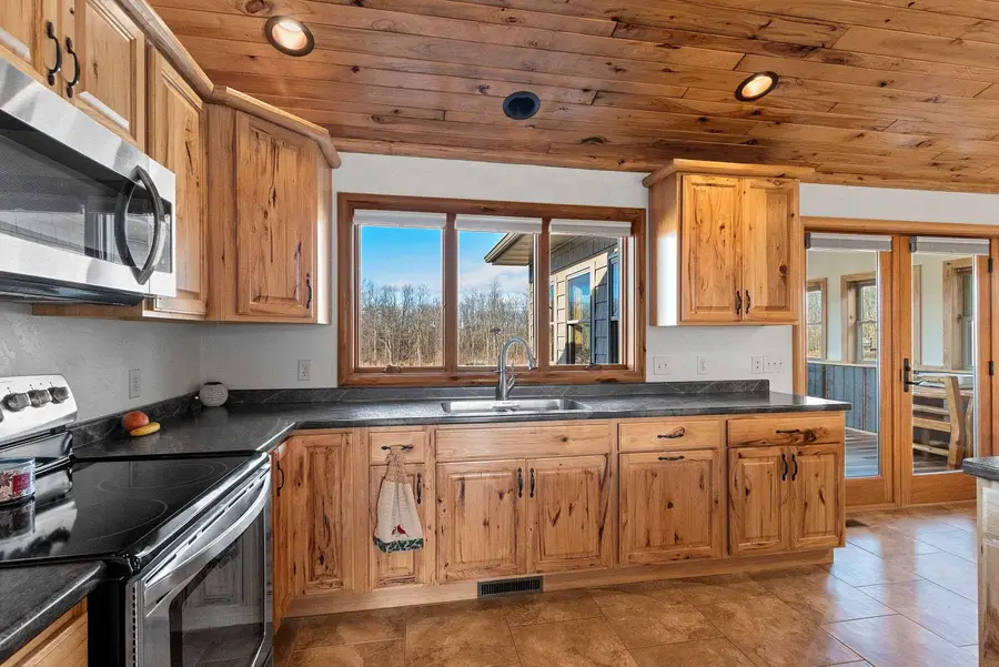 N8481 Town Hall Road, Black Creek, WI 54106 - Image #3