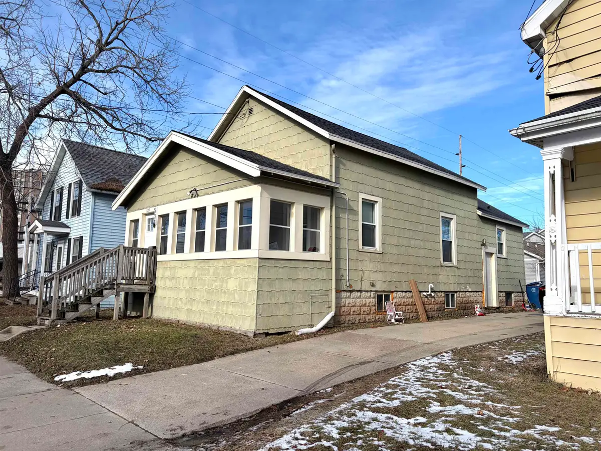 504 Ceape Avenue, Oshkosh, WI 54901-5209 - Image #1