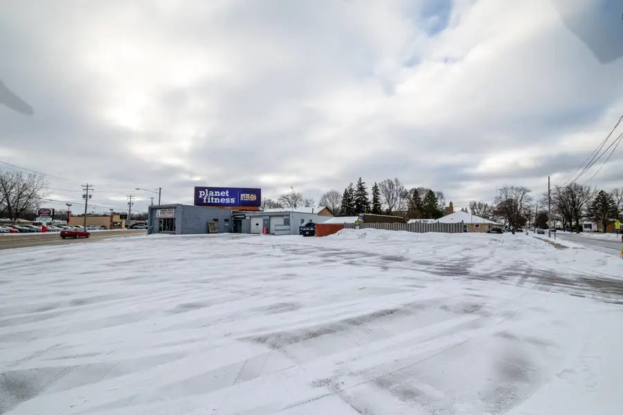 1662 Main Street, Green Bay, WI 54302-2629 - Image #2