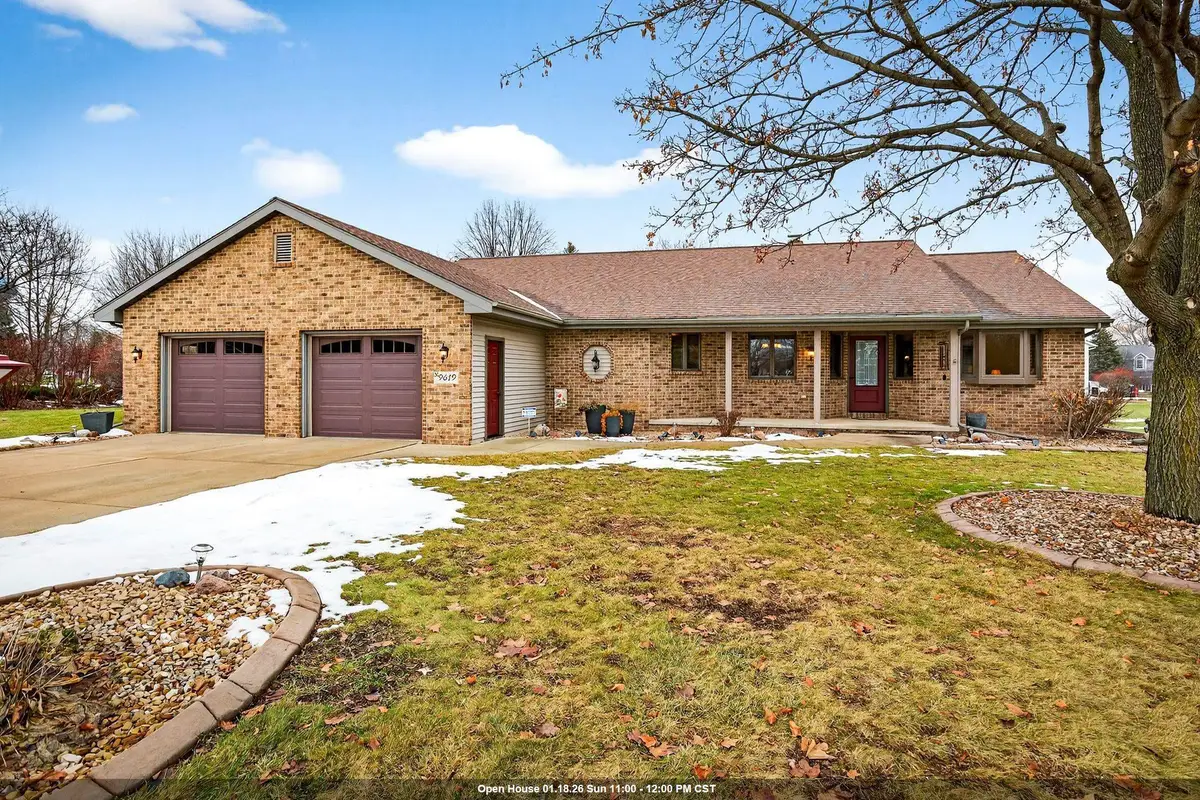 N9619 Darboy Drive, Appleton, WI 54915 - Image #1