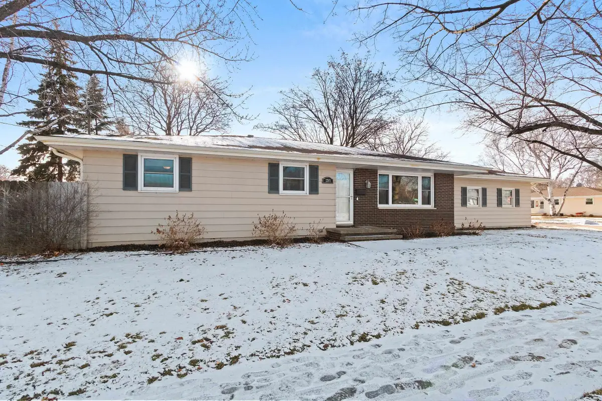 2203 E College Avenue, Appleton, WI 54915 - Image #1