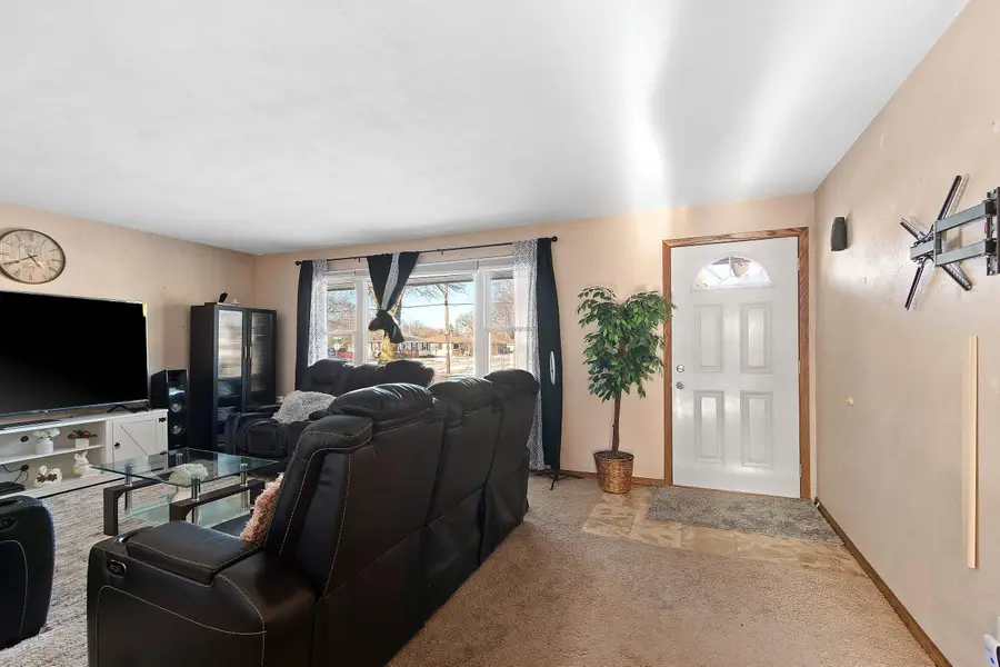 2203 E College Avenue, Appleton, WI 54915 - Image #3