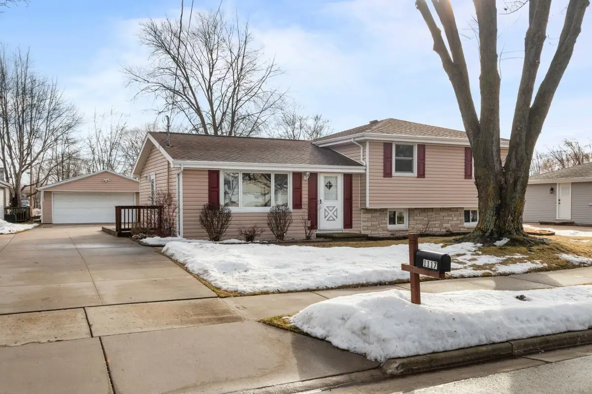 1117 Alva Street, Menasha, WI 54952-2009 - Image #1