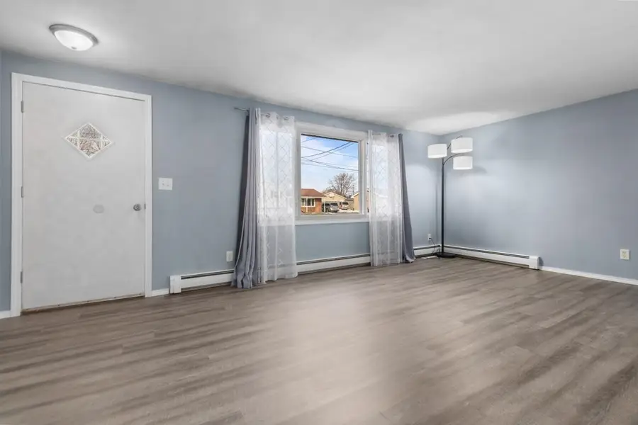 1117 Alva Street, Menasha, WI 54952-2009 - Image #3