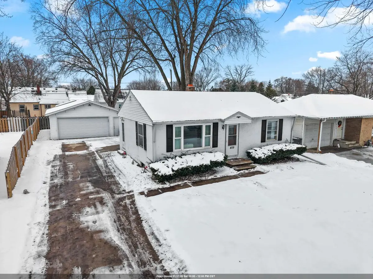 489 Oaklawn Avenue, Green Bay, WI 54304 - Image #1
