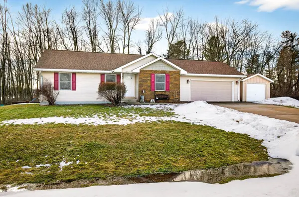 1025 Mill Pond Circle, WEYAUWEGA, WI 54983