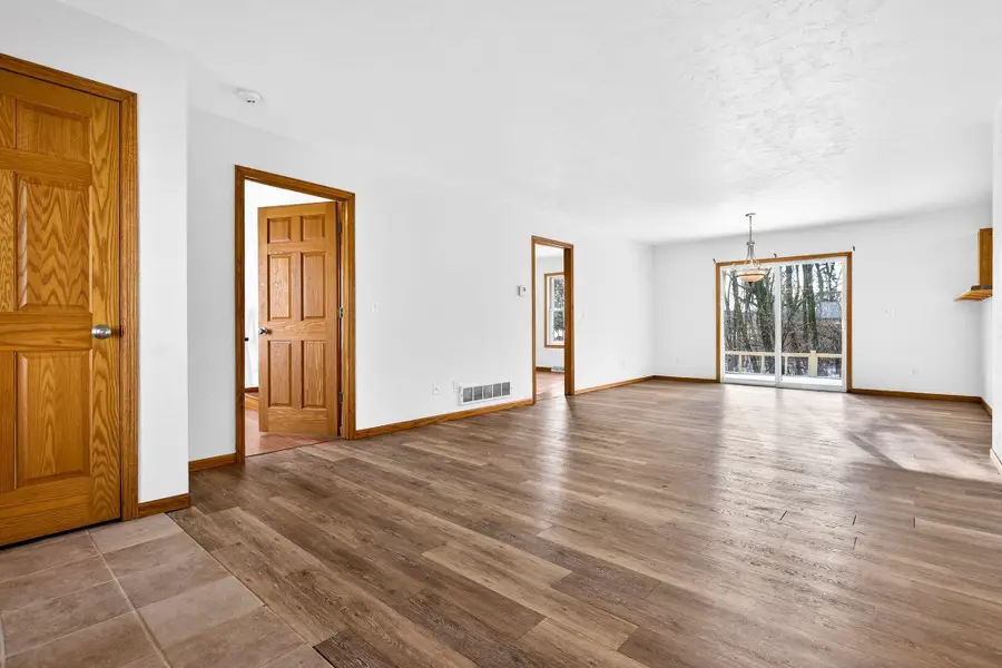 1025 Mill Pond Circle, Weyauwega, WI 54983 - Image #3