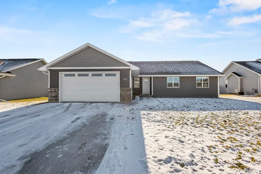3393 E Ruby Red Drive, Appleton, WI 54913 - Image #2