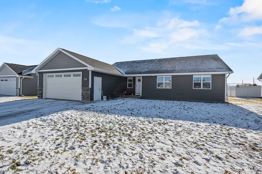3393 E Ruby Red Drive, Appleton, WI 54913 - Image #3