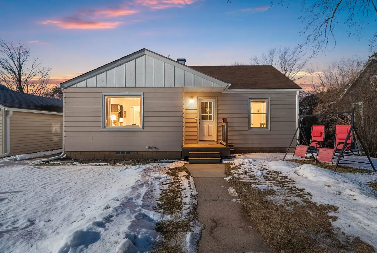 725 Maiden Lane, Shawano, WI 54166 - Image #1