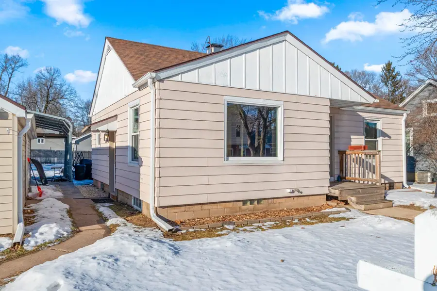 725 Maiden Lane, Shawano, WI 54166 - Image #3