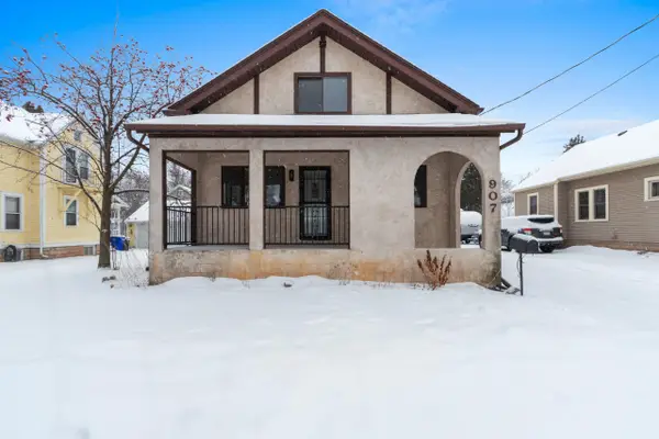 907 W Oklahoma Street, APPLETON, WI 54914