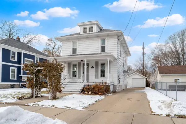 1127 Jefferson Street, OSHKOSH, WI 54901-3833