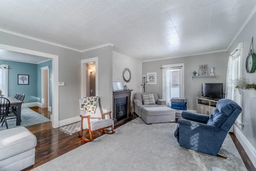 1127 Jefferson Street, Oshkosh, WI 54901-3833 - Image #3