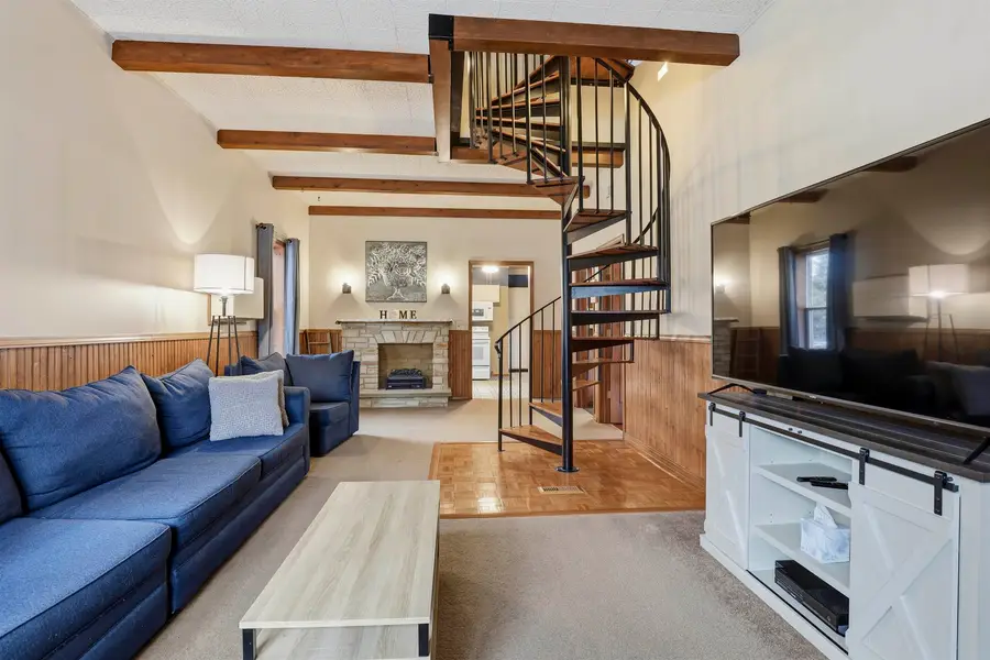 524 E Mckinley Street, Appleton, WI 54915-1702 - Image #3