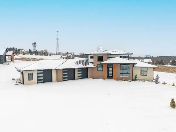 W8251 Hackberry Hills Road, HORTONVILLE, WI 54944-9136