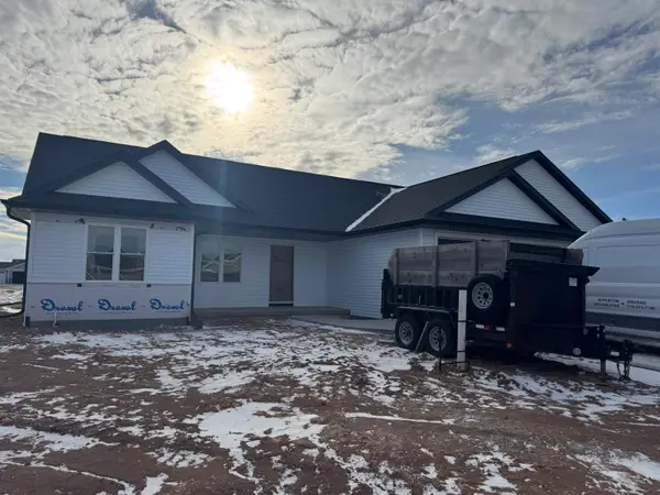 2041 Red Fox Lane, KAUKAUNA, WI 54130