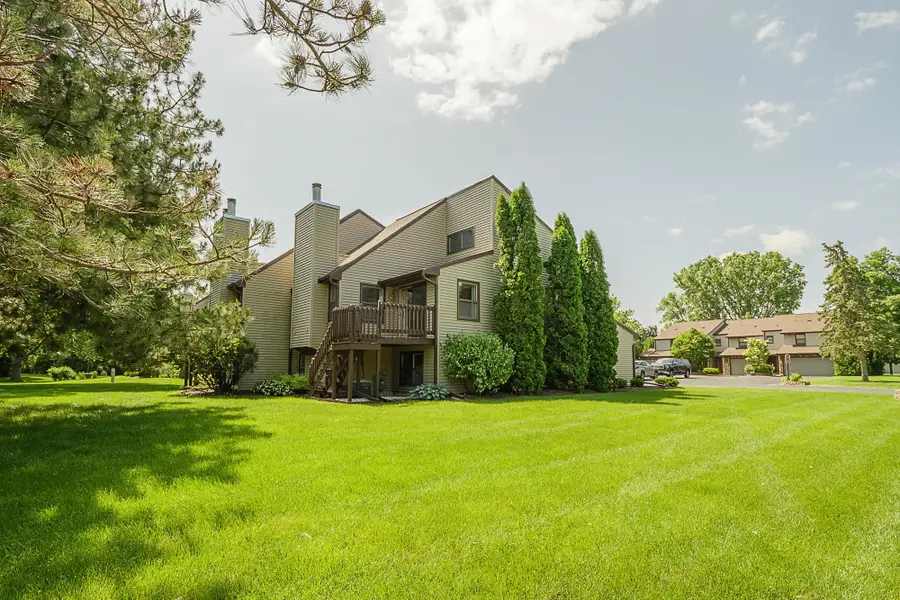 630 Brule Road #11, De Pere, WI 54115-3721 - Image #2