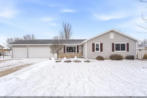 N9555 Chadbury Lane, APPLETON, WI 54915