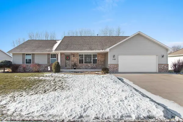 1105 Faversham Way, GREEN BAY, WI 54313-7493