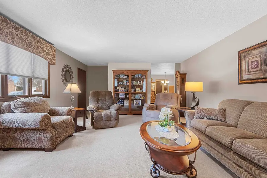 1313 Fairview Court, Little Chute, WI 54140 - Image #3
