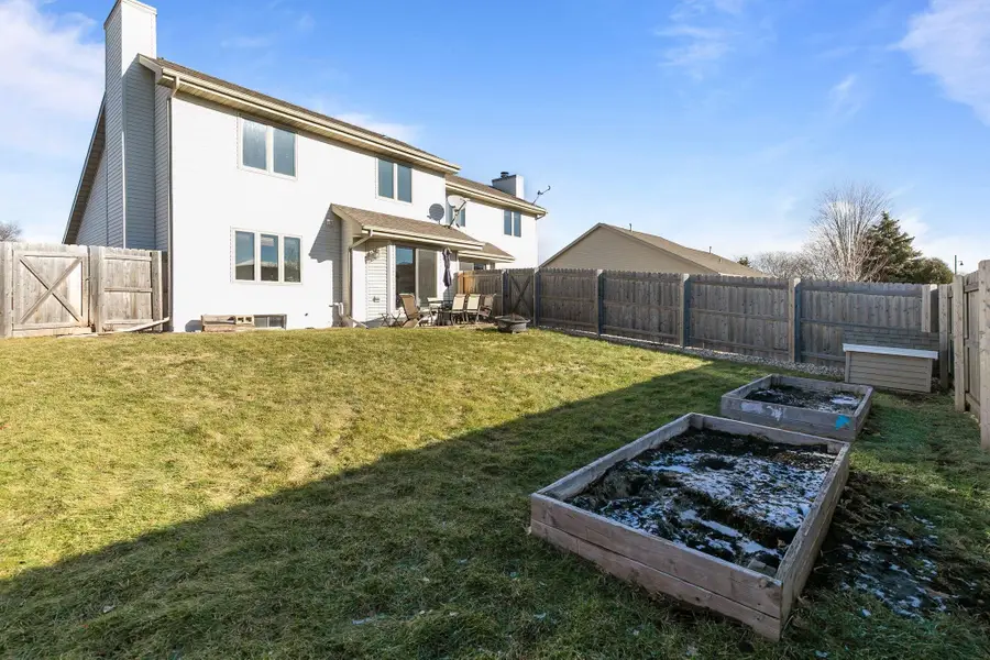 2457 Blake Court, Oshkosh, WI 54904 - Image #2