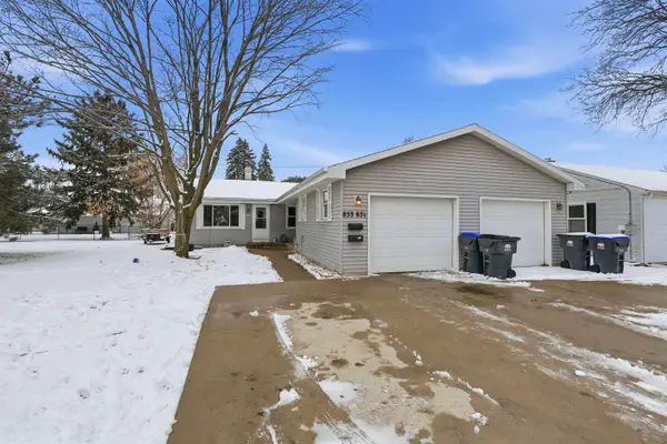 831 S Commercial Street, NEENAH, WI 54956