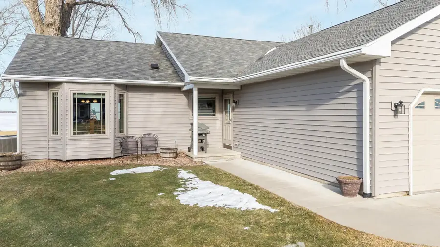 9302 Blanco Road, Winneconne, WI 54986 - Image #3