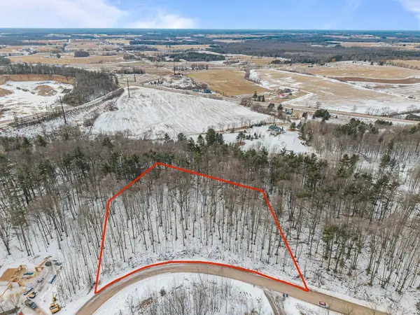 Oak View Drive #17, SHAWANO, WI 54166