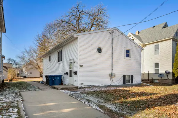 1007 Jackson Street, OSHKOSH, WI 54901