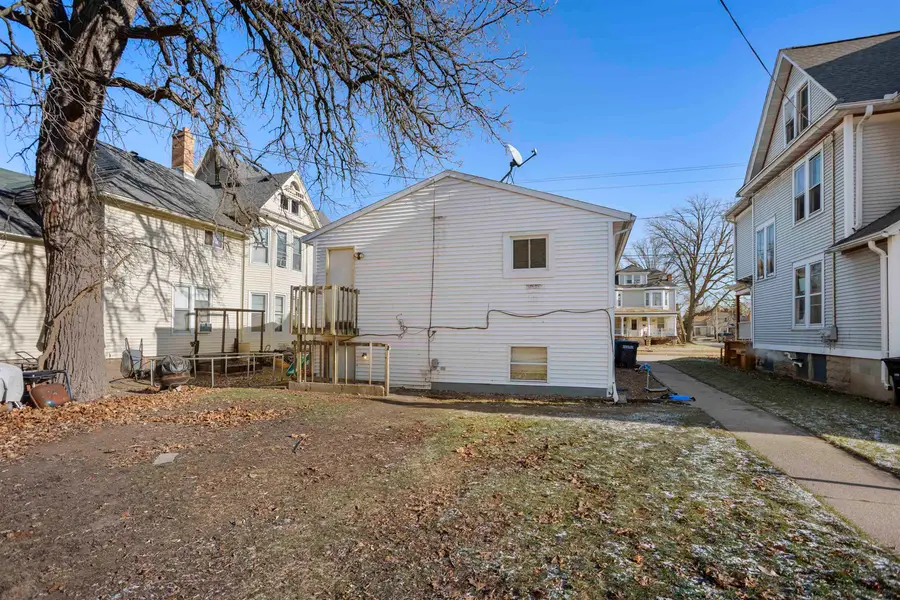 1007 Jackson Street, Oshkosh, WI 54901 - Image #2
