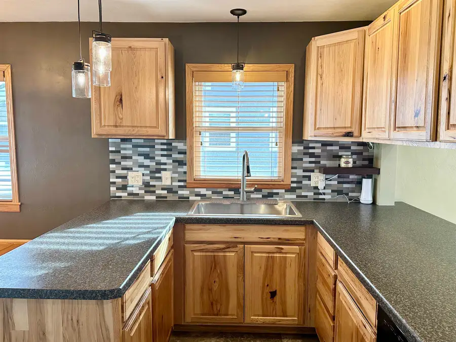 71 S Sallie Avenue, Fond Du Lac, WI 54935-4650 - Image #3