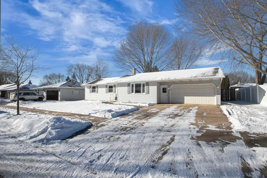901 Sheridan Street, Kaukauna, WI 54130 - Image #2