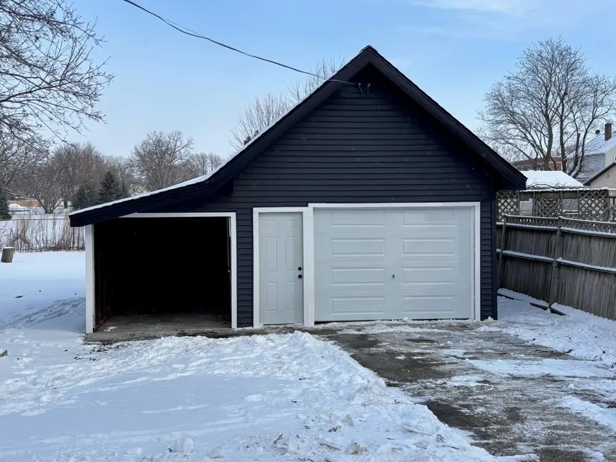 215 N Madison Street, Waupun, WI 53963 - Image #3
