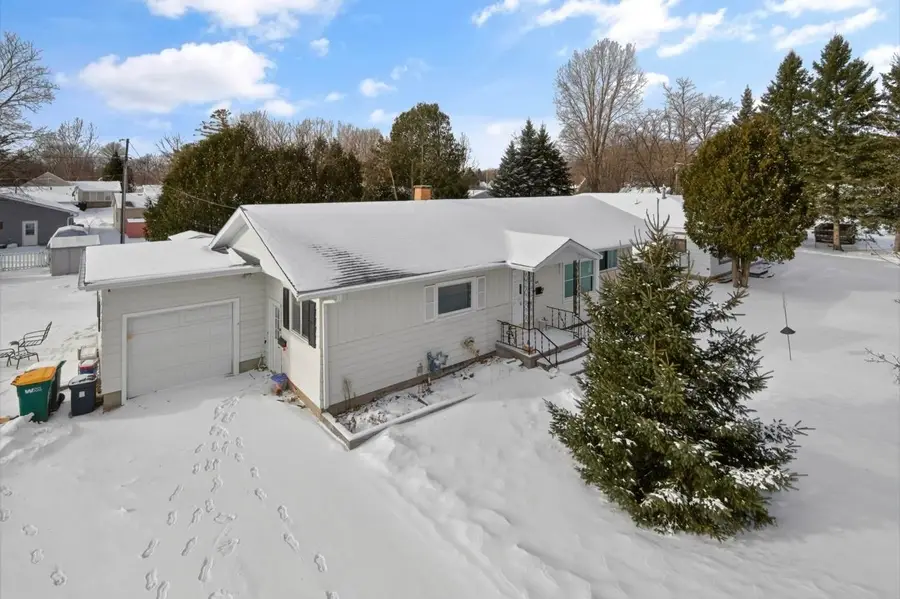 625 Dawes Street, Marinette, WI 54143 - Image #2