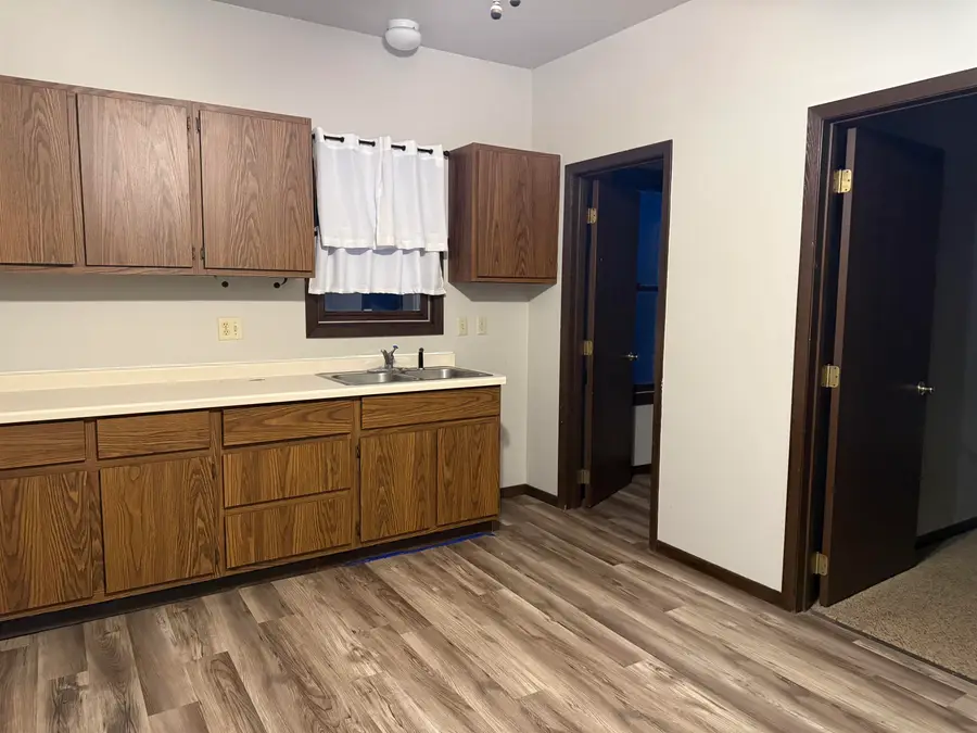 1421 E Midway Road, Appleton, WI 54915 - Image #2