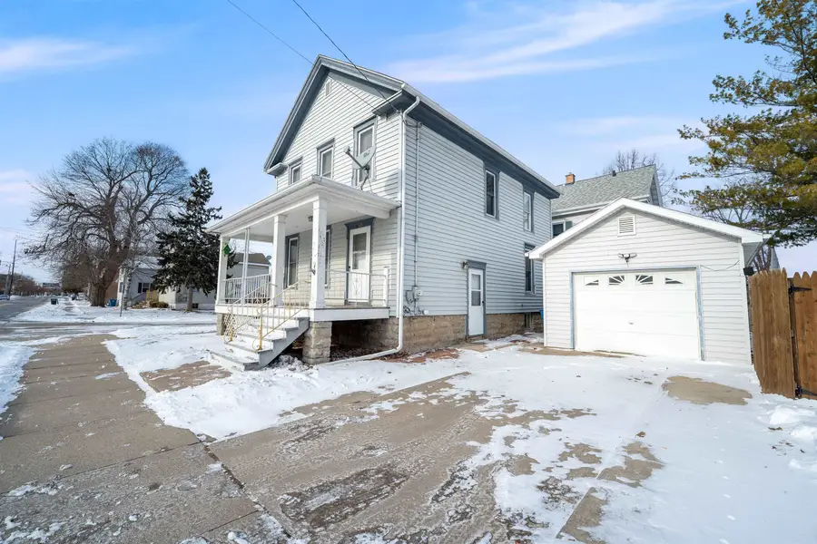 602 Ceape Avenue, Oshkosh, WI 54901-5211 - Image #3