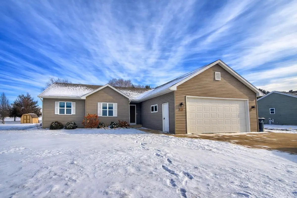 264 Jasmine Drive, Berlin, WI 54923 - Image #1