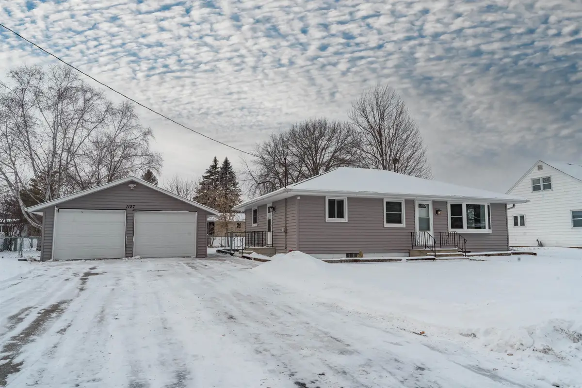 1127 Cardinal Lane, Howard, WI 54313 - Image #1